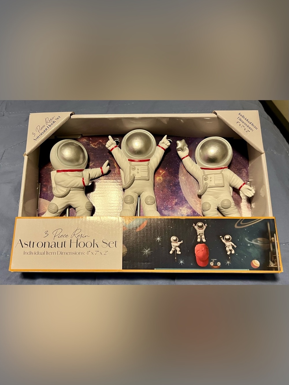 👨‍🚀 NIB Astronaut Hook Set — 3-Piece Resin Wall Hooks